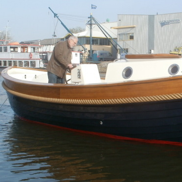 Luxe boot met schipper | Zijlmans Bootverhuur