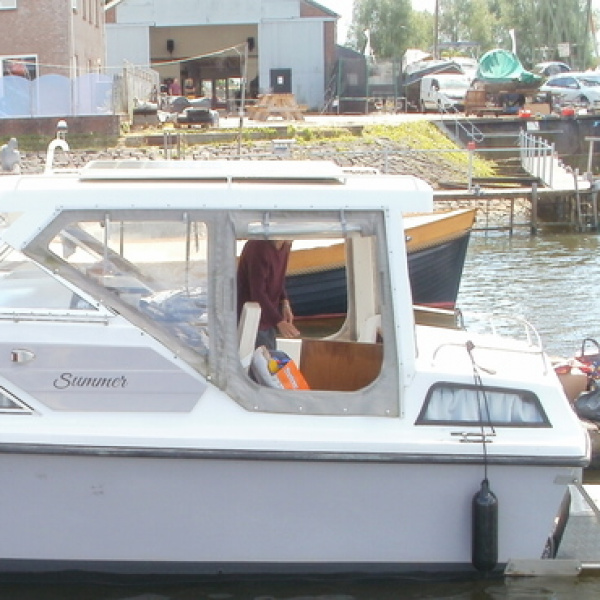 Motorboot Polairs Beta | Bootverhuur Drimmelen